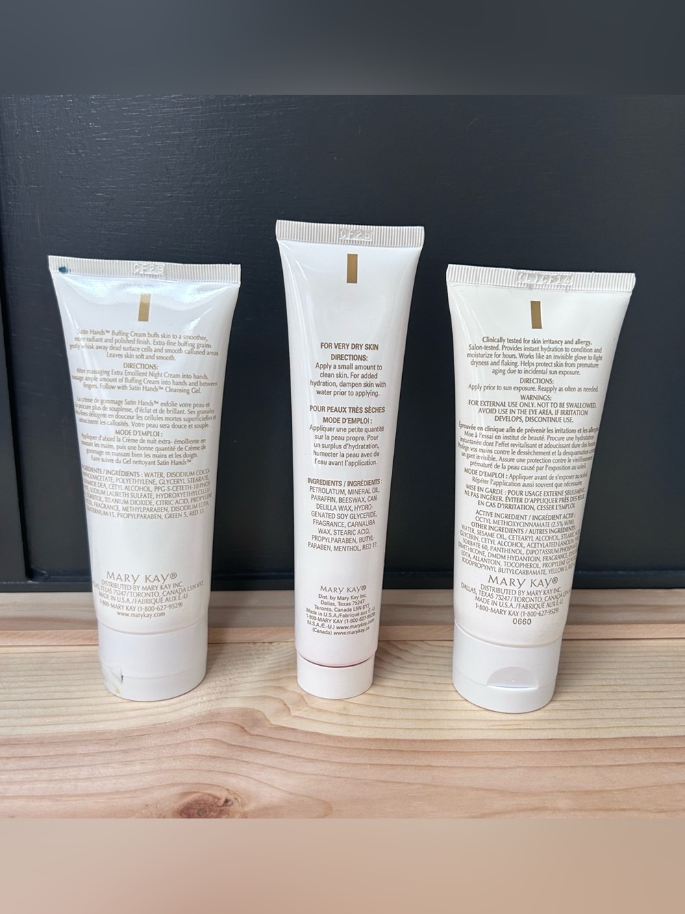 Mary Kay Pampering Hands 3 Piece Set Buffing, Night Cream, Hand Cream SPF 4 New - Picture 3 of 4